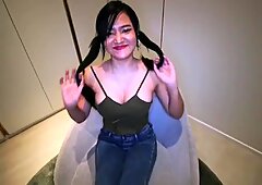 Asiatisk escort pige groft fuck på forretningsrejse