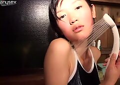 Noriko Kijima con un sacco di trucco può sembrare una stupenda Bambina
